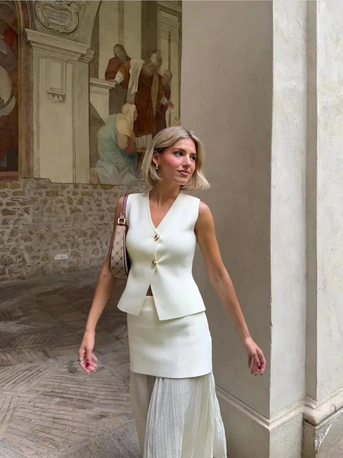 Elegant Knitted Vest & Long Skirt Matching Set - LA FEMME WANDERER