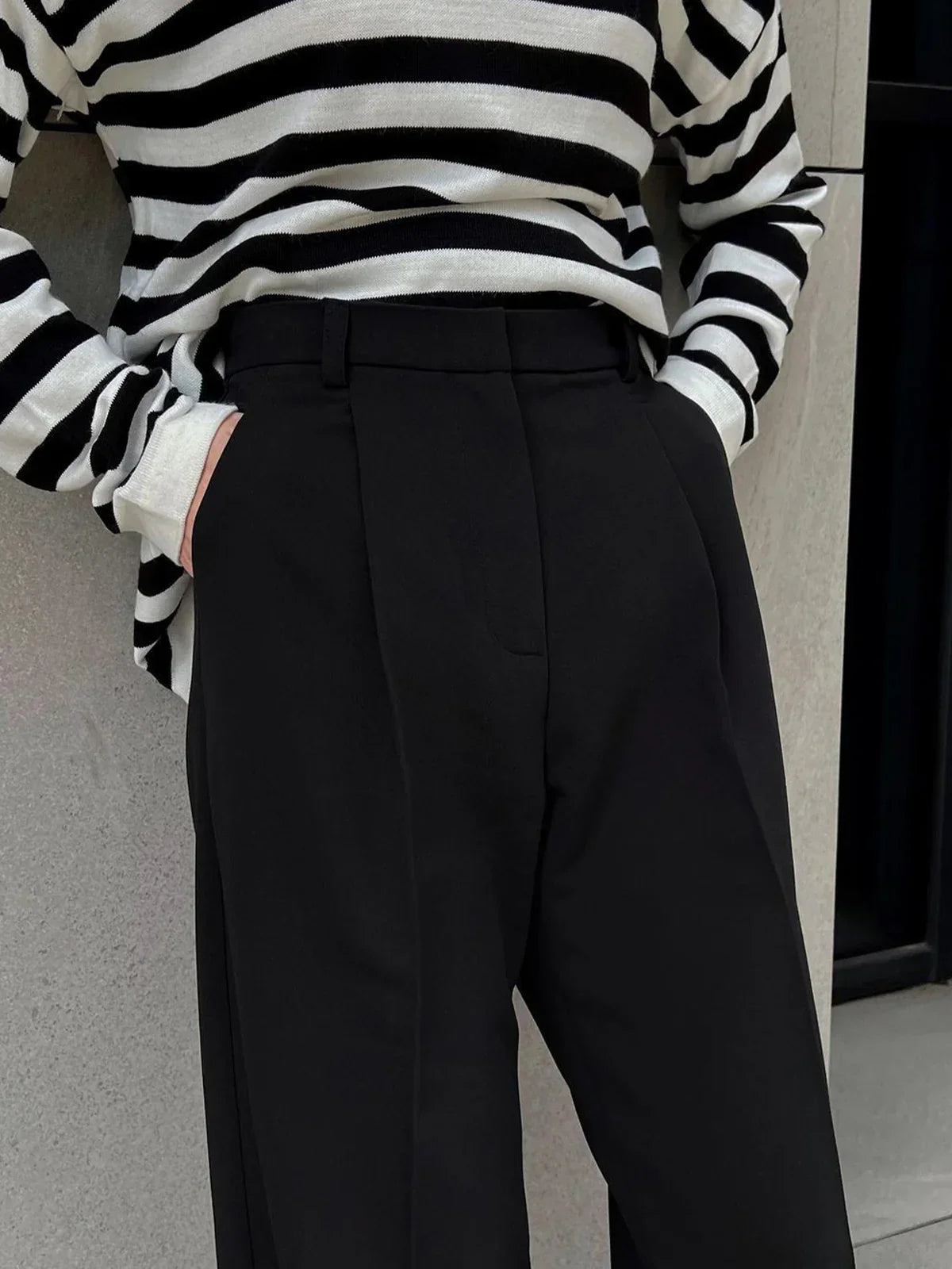 High-Waist Wide Leg Black Pants - LA FEMME WANDERER