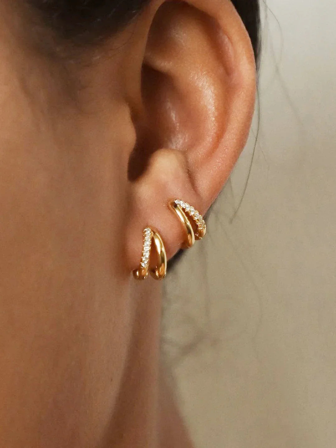 Double Hoop Rhinestone Earrings - LA FEMME WANDERER