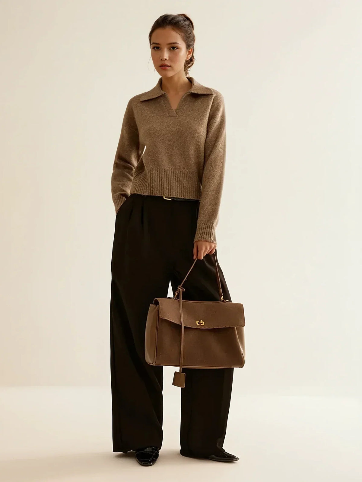 Classy Capsule - 3 - LA FEMME WANDERER