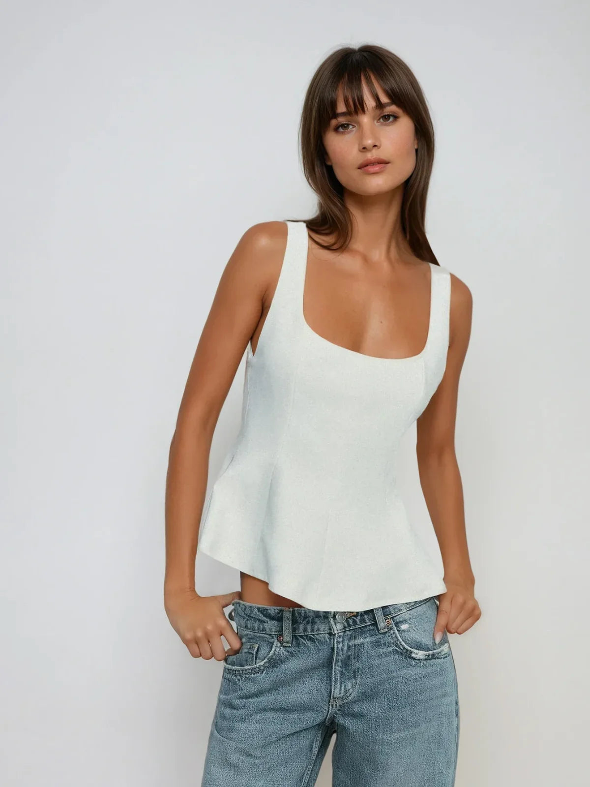 Slim-fit Square Collar Sleeveless Peplum Top - LA FEMME WANDERER