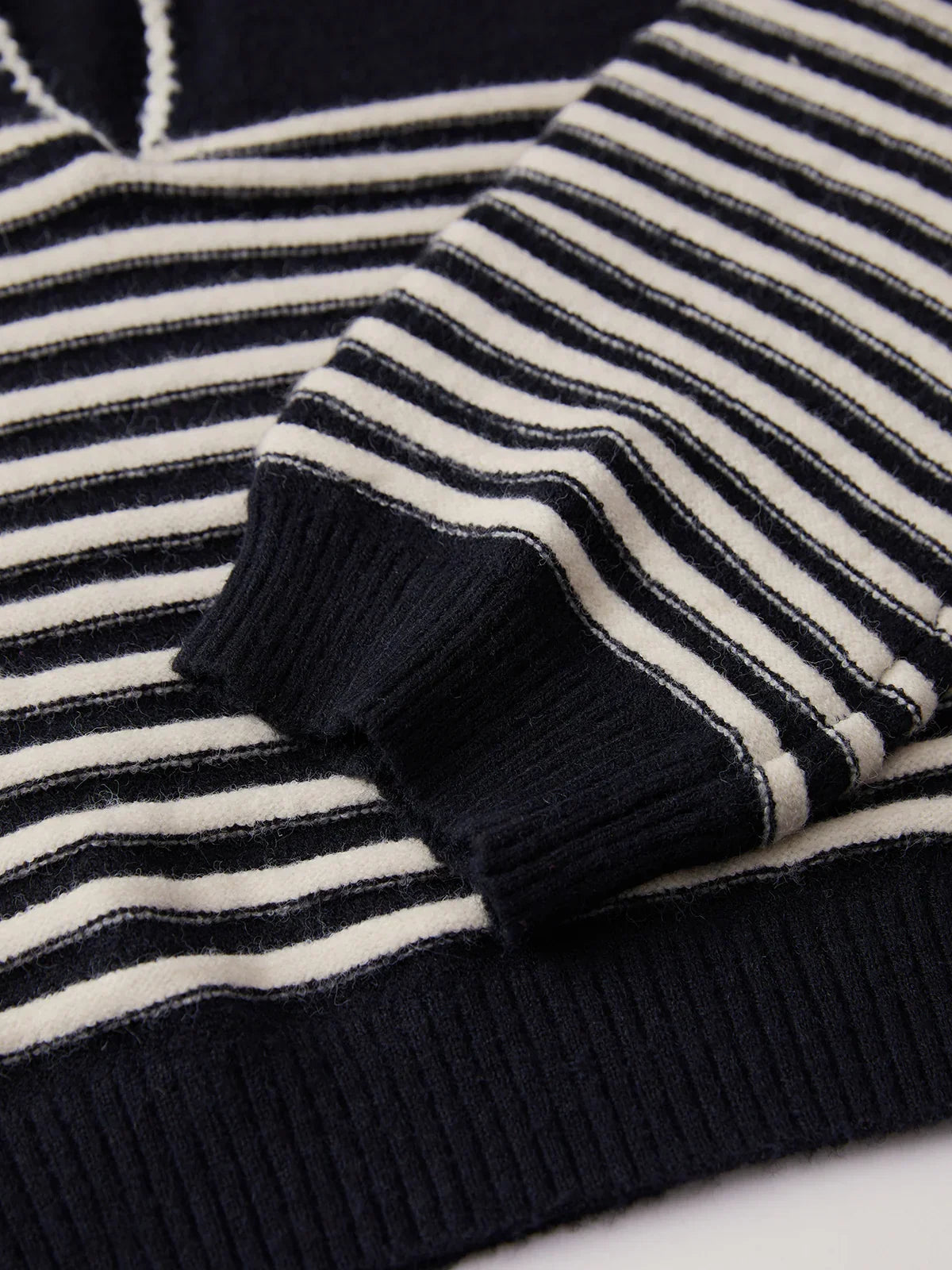 Crosswalk Stripe Sweater - LA FEMME WANDERER