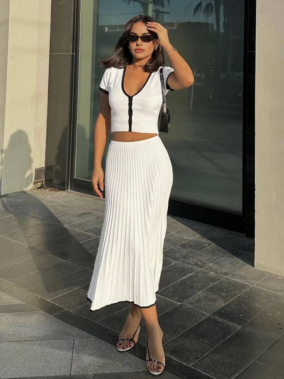 Knitted Slim Fit Skirt & Top Matching Suit - LA FEMME WANDERER