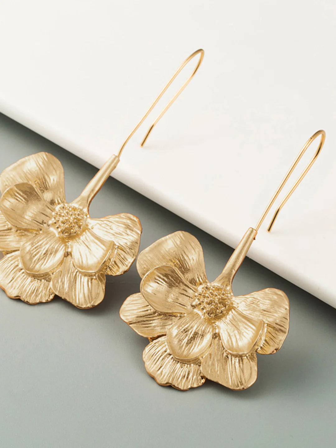 Blooming Flower 수익 - LA FEMME WANDERER