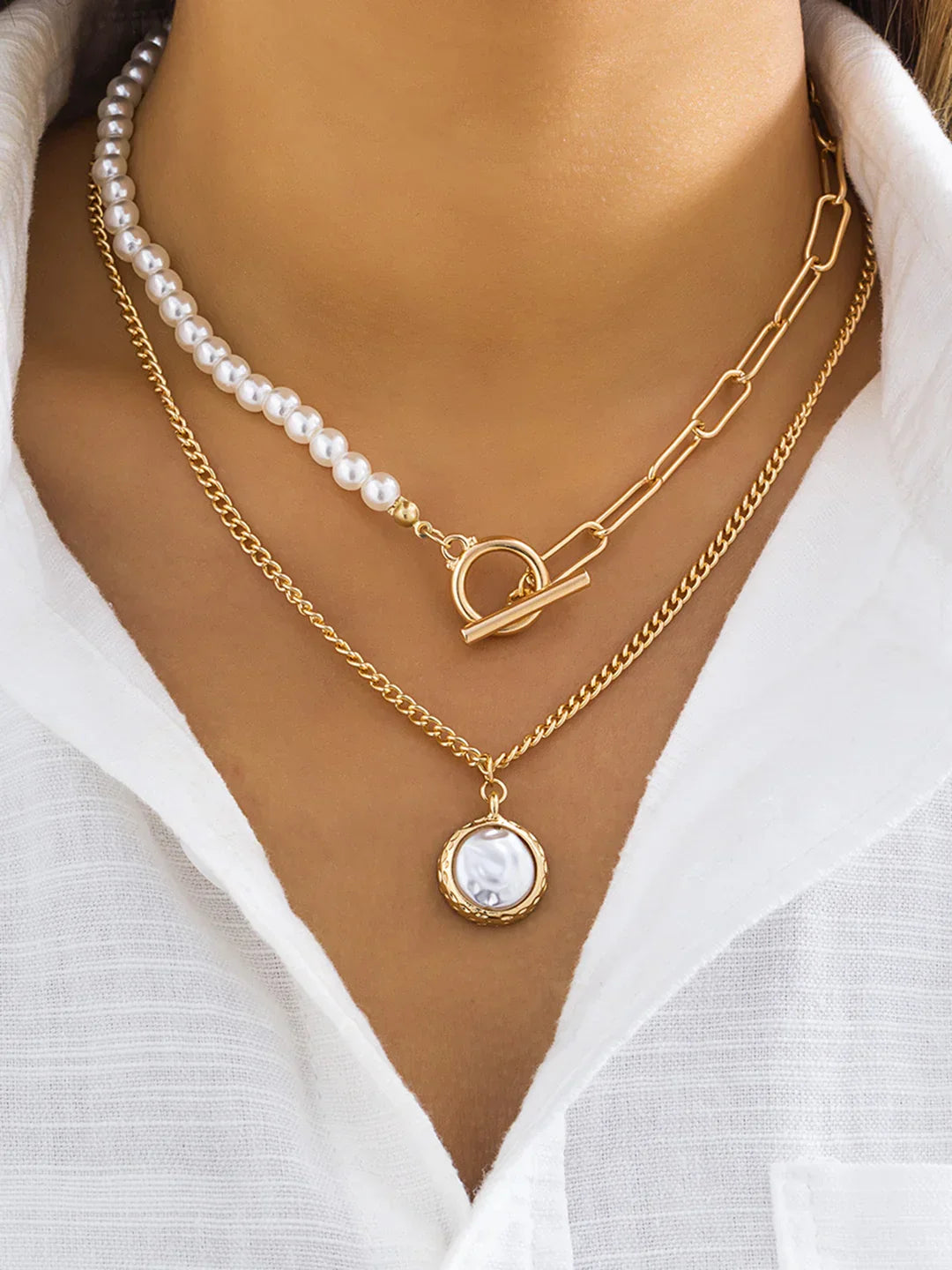 Dainty Pearl Accent Necklace - LA FEMME WANDERER